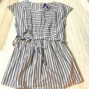 Seraphine maternity and nursing top.